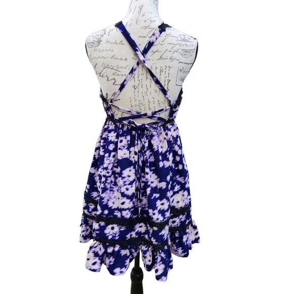 Urban Outfitters NWT Eliana Strappy Back Floral Babydoll DRESS Small - Picture 4 of 11